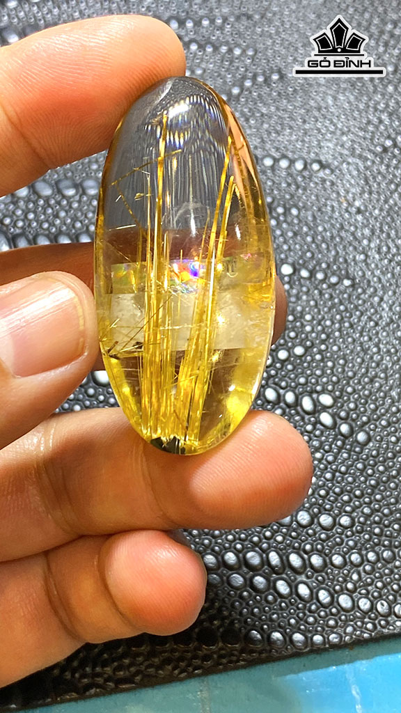 Mặt Trơn Đá Thạch Anh Tóc Vàng Cao 50,27 Ngang 23,99 Sâu 13,22 (mm)