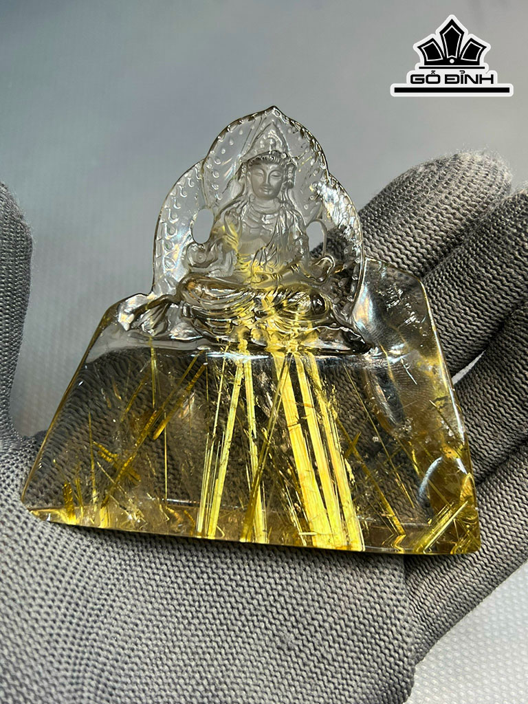 Tượng Phật Bà Quan Âm Đá Thạch Anh Tóc Vàng Cao 72,8 Ngang 73,1 Sâu 15,7 (mm) 98g