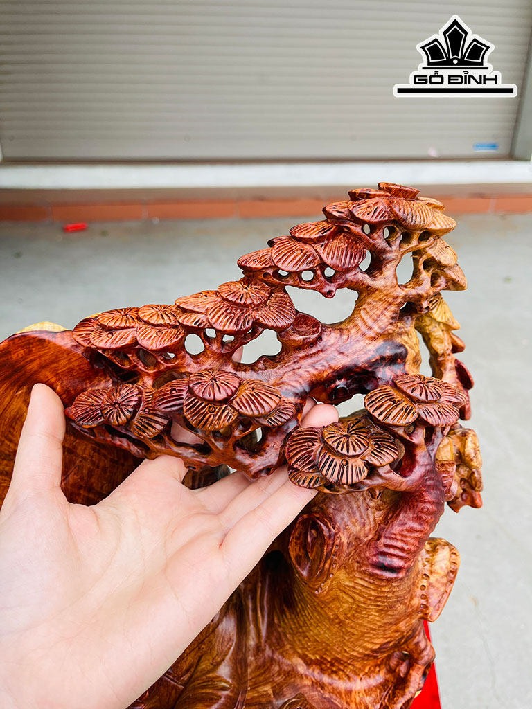 Tượng Thần Trà Gỗ Hương Cao 45 Ngang 32 Sâu 25 (cm)