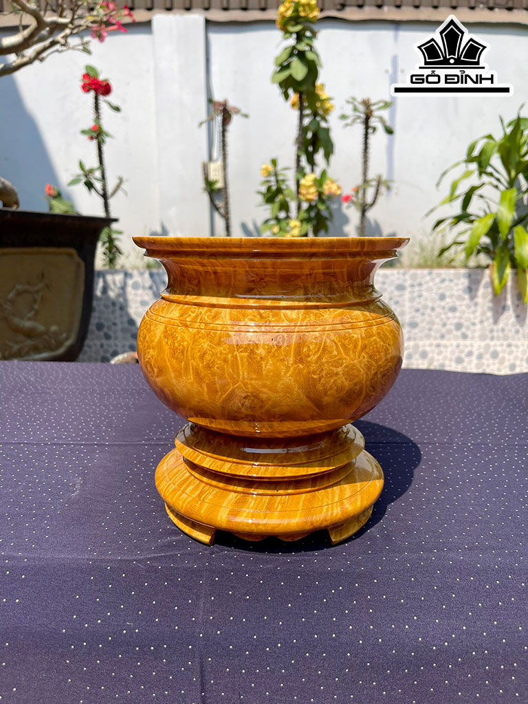 Bộ Đèn Thờ Gỗ Nu Dổi 9 Món