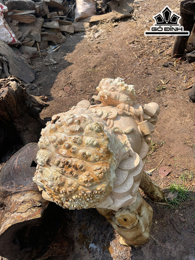 Tượng Cóc Ngậm Tiền Gỗ Bò Ma Cao 35 Ngang 65 Sâu 45 (cm)