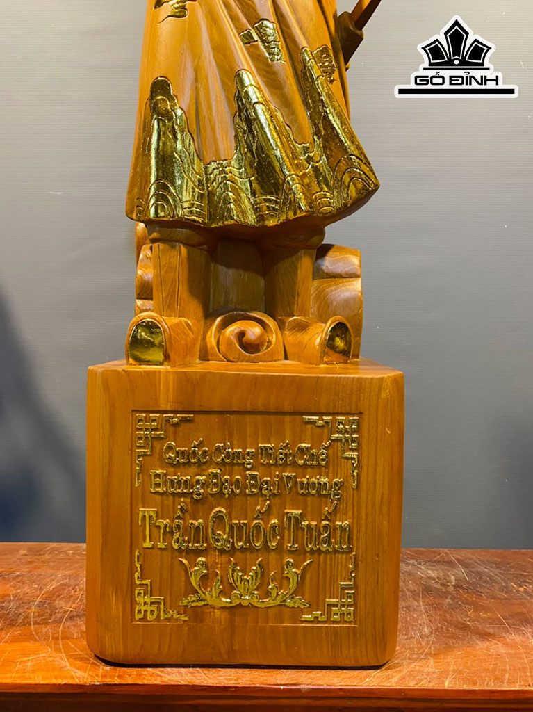 Tượng Trần Quốc Tuấn Gỗ Ngọc Am Cao 80 Ngang 22,5 Sâu 21 (cm)