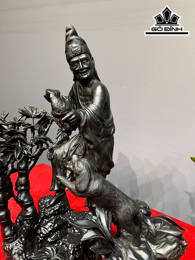 Tượng Tế Công Gỗ Mun Sừng Cao 37 Ngang 36 Sâu 24 (cm)