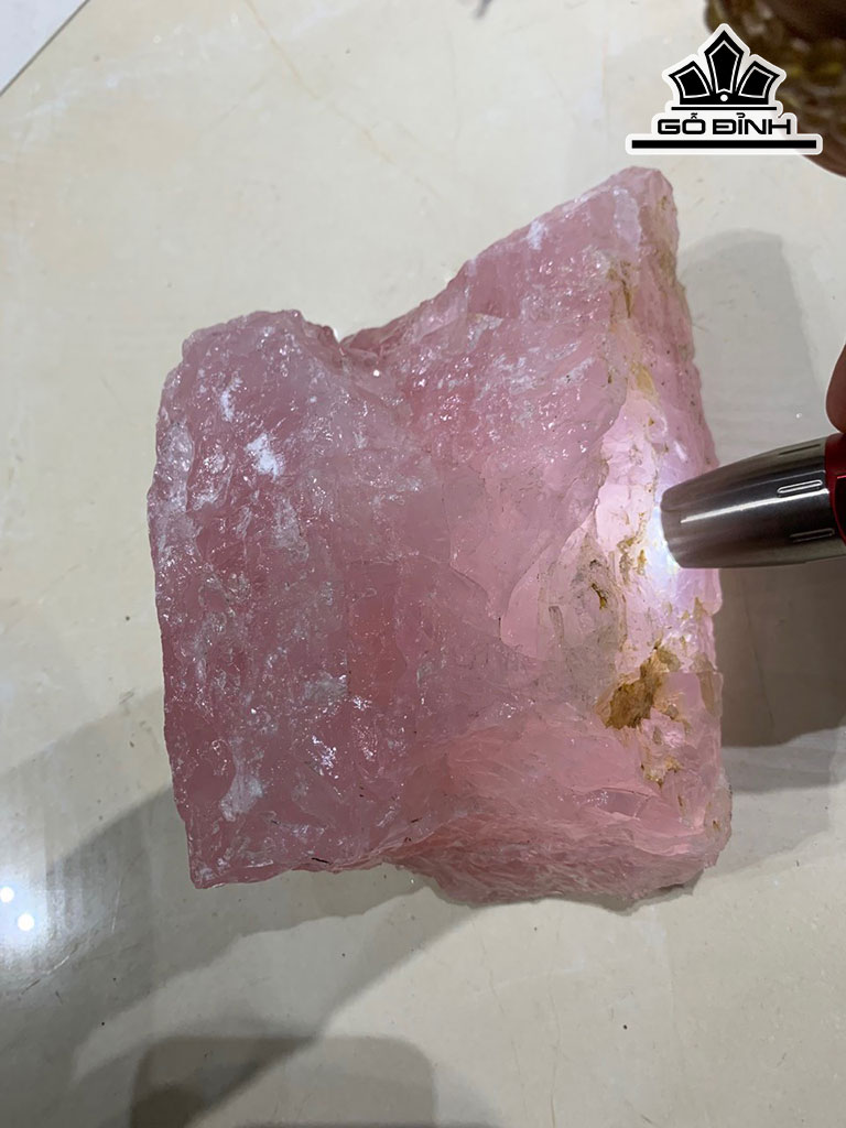 Đá Thạch Anh Hồng Cao 20 Ngang 15 Sâu 9,8 (cm) 3,98kg