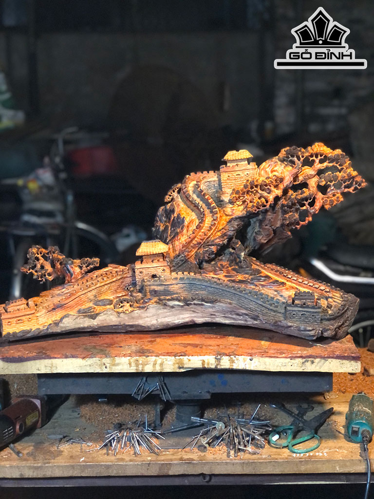 Vạn Lý Trường Thành Gỗ Trắc Cao 71 Ngang 36 Sâu 30 (cm)