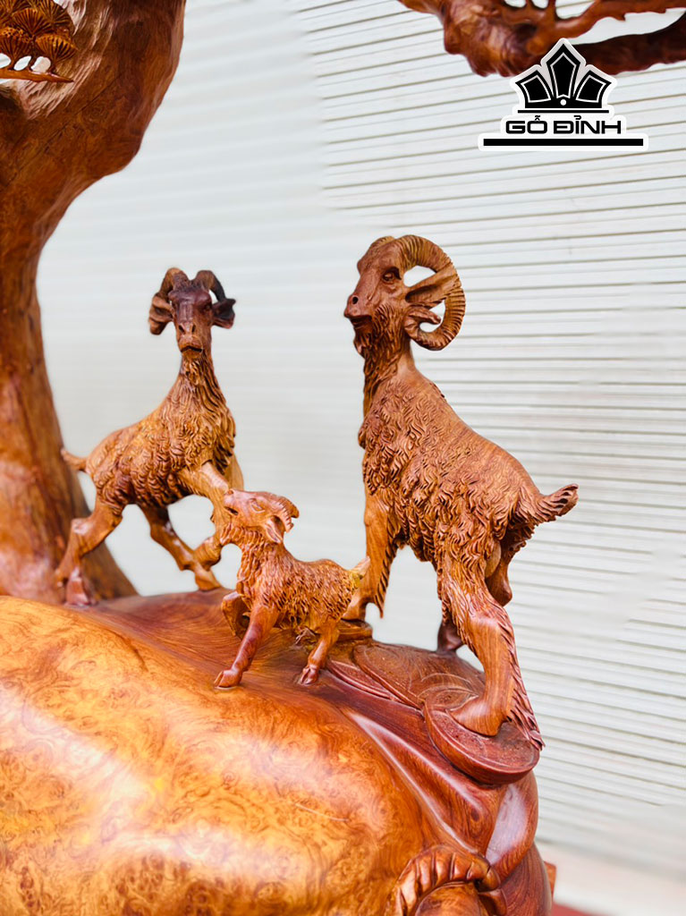 Tượng Tam Dương Khai Thái Gỗ Nu Hương Cao 110 Ngang 65 Sâu 33 (cm)