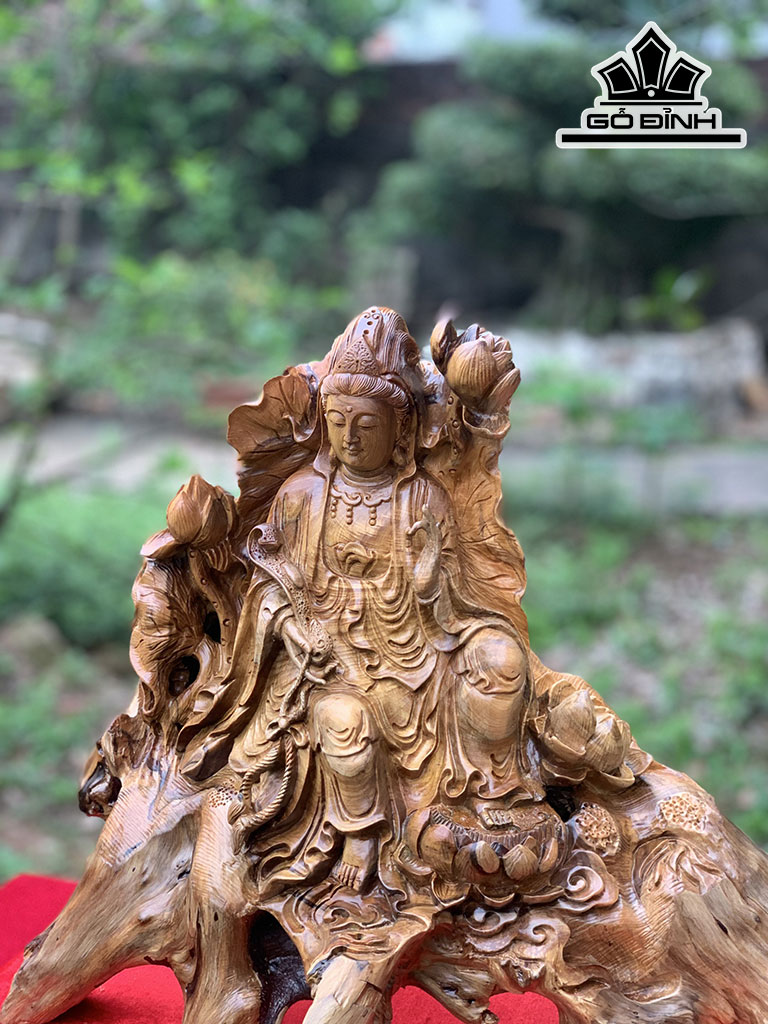 Tượng Phật Bà Quan Âm Gỗ Bách Xanh Cao 50 Ngang 38 Sâu 25 (cm)