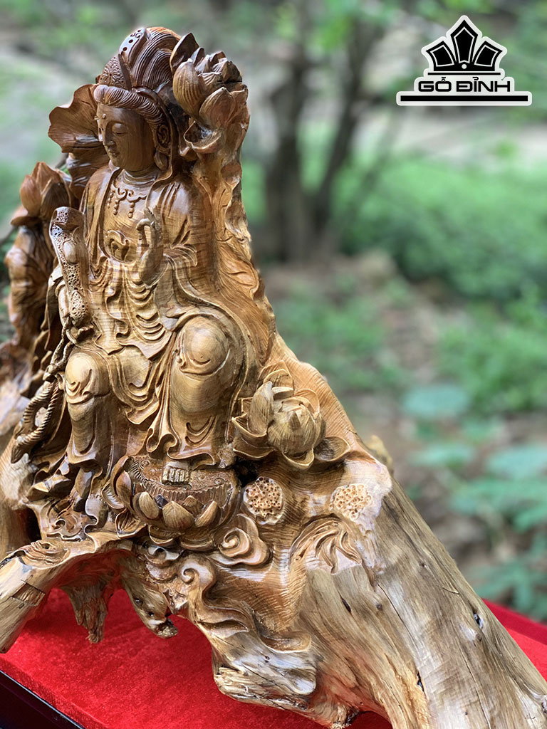 Tượng Phật Bà Quan Âm Gỗ Bách Xanh Cao 50 Ngang 38 Sâu 25 (cm)