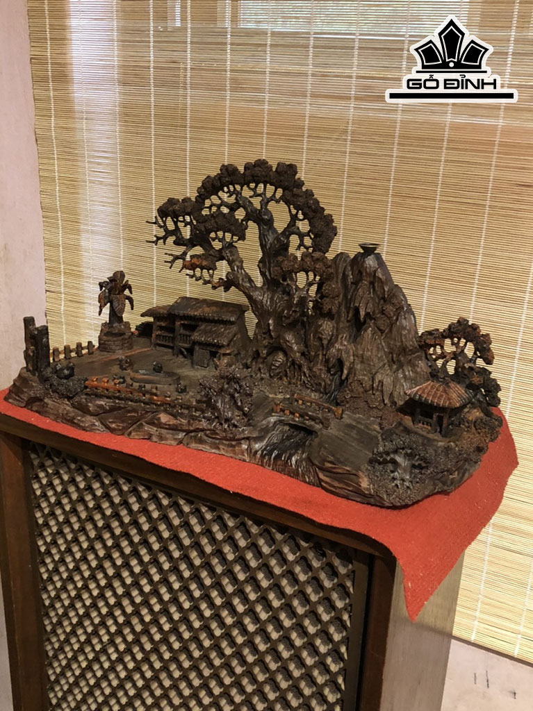 Tác Phẩm Quê Hương Gỗ Hương Cao 43 Ngang 25 Sâu 22 (cm)