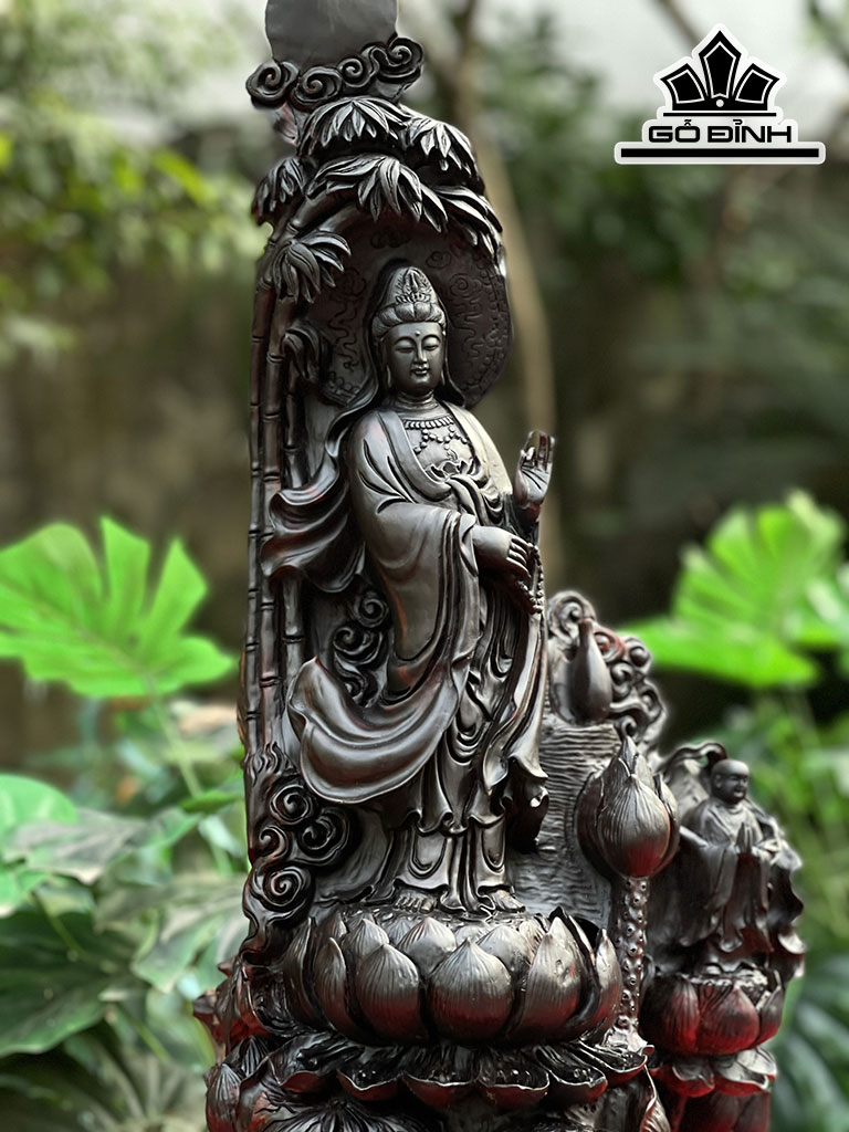 Tượng Phật Bà Quan Âm Gỗ Trắc Cao 56 Ngang 28 Sâu 26 (cm)