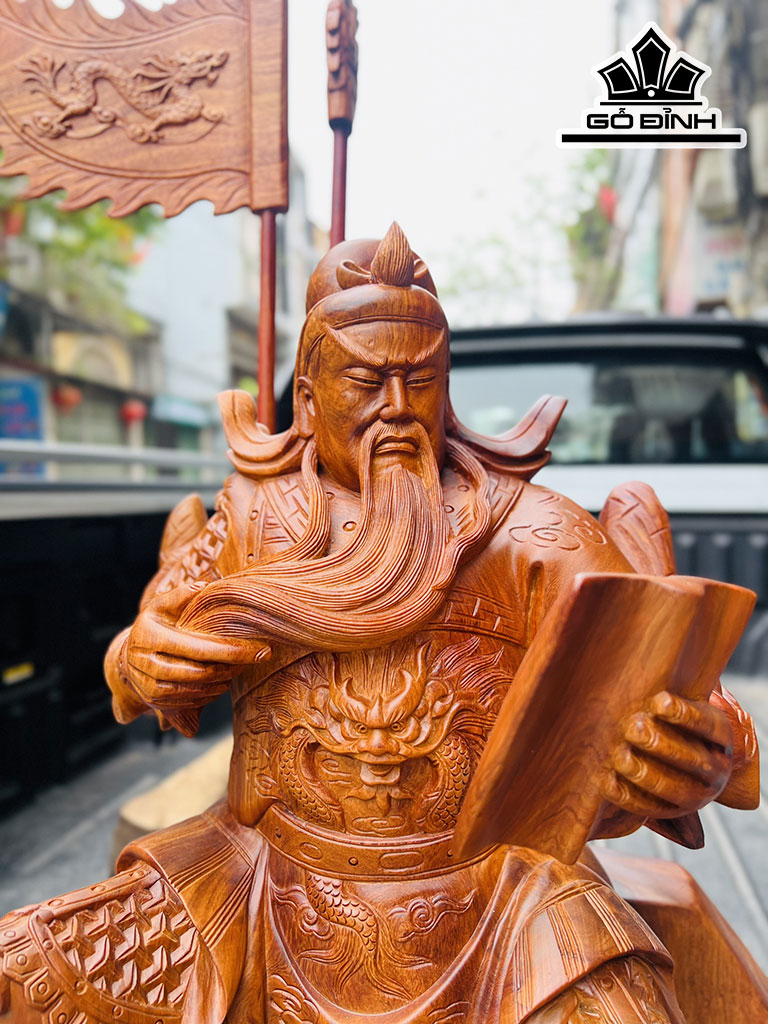 Tượng Quan Công Gỗ Hương Cao 67 Ngang 45 Sâu 35 (cm)