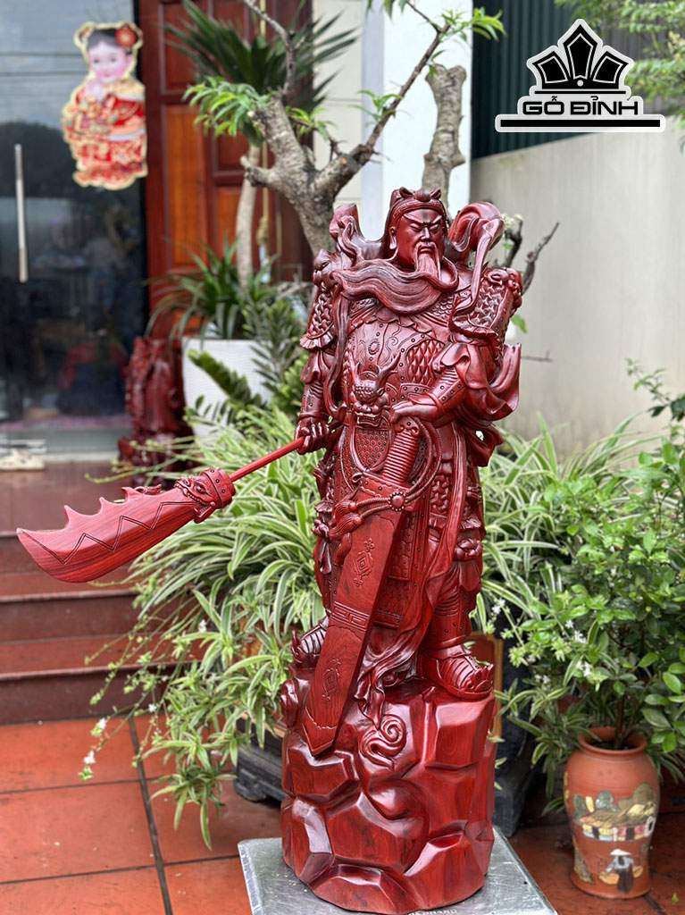 Tượng Quan Công Gỗ Tử Đàn Cao 105 Ngang 33 Sâu 33 (cm)