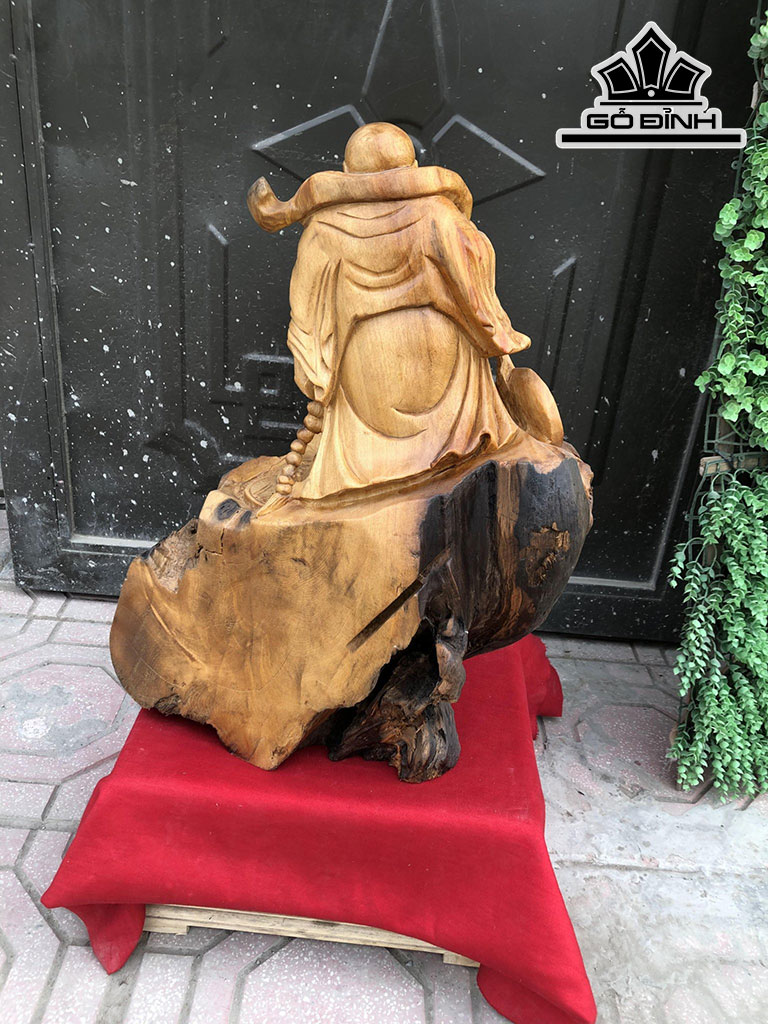 Tượng Phật Di Lặc Gỗ Pơ Mu Cao 57 Ngang 45 Sâu 37 (cm)