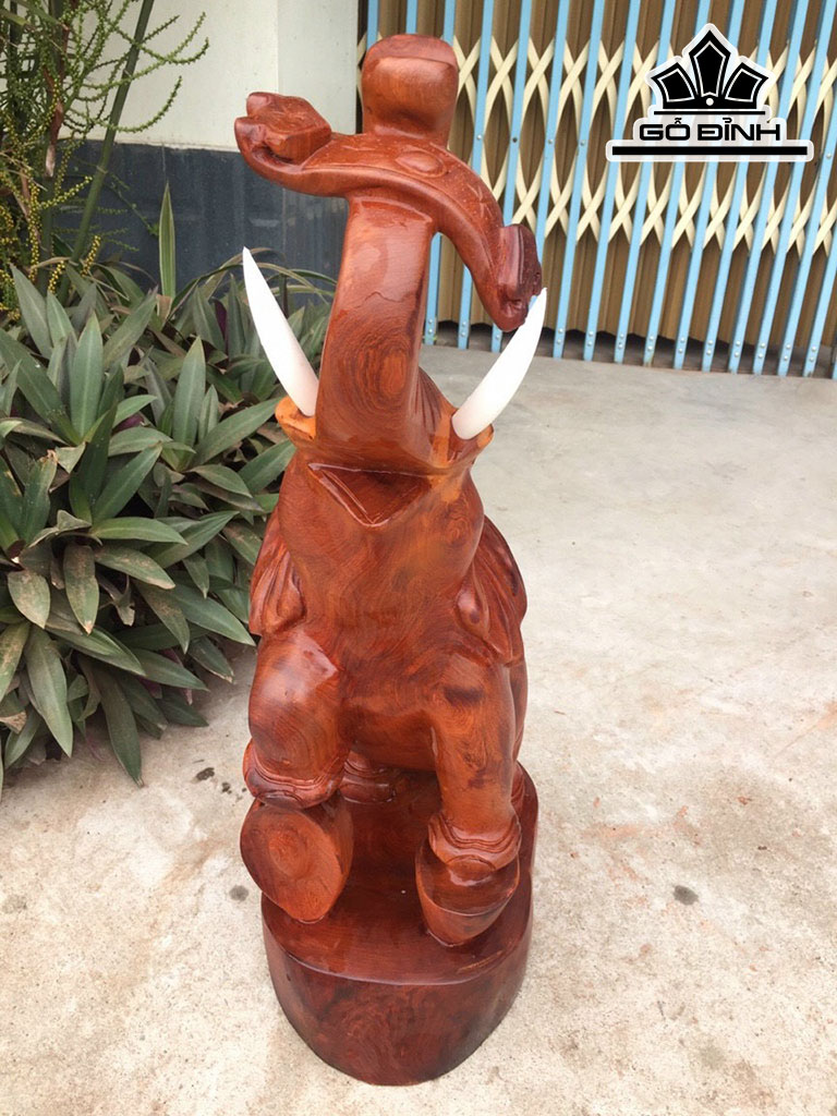 Tượng Voi Gỗ Hương Cao 65 Ngang 31 Sâu 20 (cm)