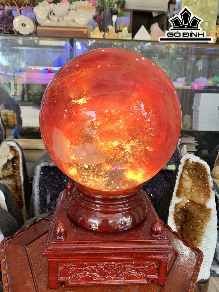 Bi Cầu Thủy Tinh Đỏ Cao 20 (cm) 12,77kg