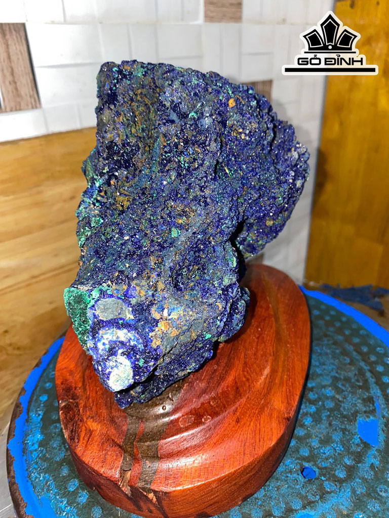 Tác Phẩm Đá Azurite Cao 20 (cm) 4,6kg