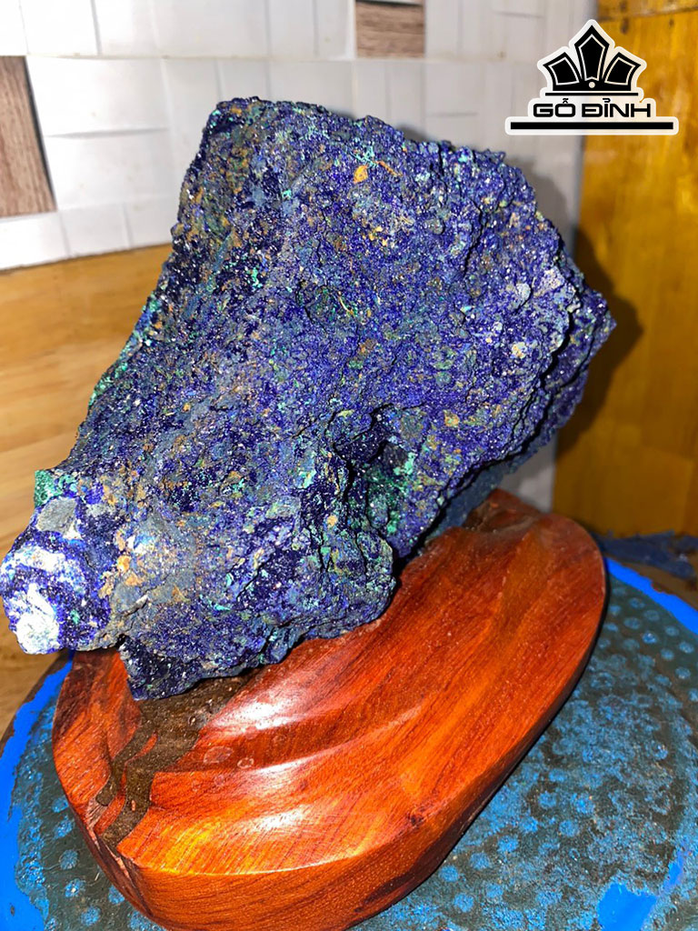 Tác Phẩm Đá Azurite Cao 20 (cm) 4,6kg