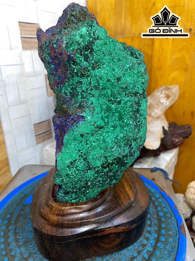 Tác Phẩm Đá Azurite Cao 28 (cm) 5kg