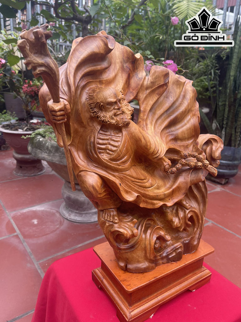 Tượng Đạt Ma Sư Tổ Gỗ Hương Cao 47 Ngang 42 Sâu 15 (cm)