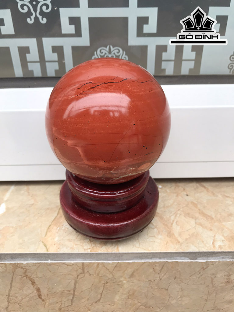 Bi Cầu Đá Ngọc Bích Đỏ Đường Kính 8,6 (cm) 1kg