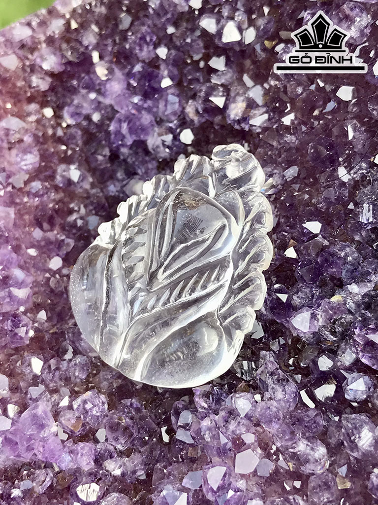 Mặt Hồ Ly Chúa Đá Thạch Anh Trắng Cao 27,5 Ngang 21 Sâu 9,6 (mm)