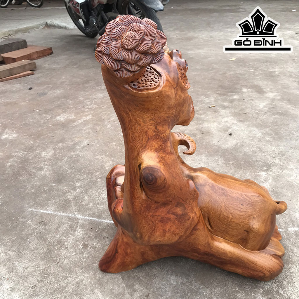 Tượng Trâu Gỗ Hương Cao 63 Ngang 50 Sâu 42 (cm)