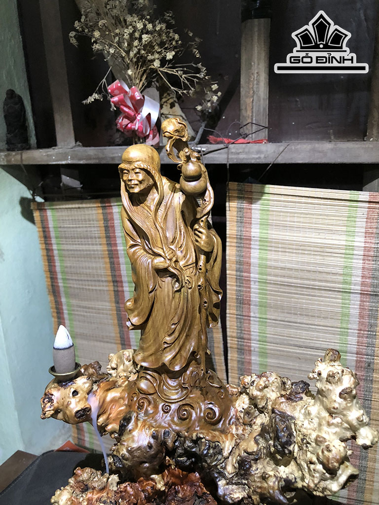 Tượng La Hán Trường My Gỗ Trâm Vàng Cao 33 Ngang 22 Sâu 13 (cm)