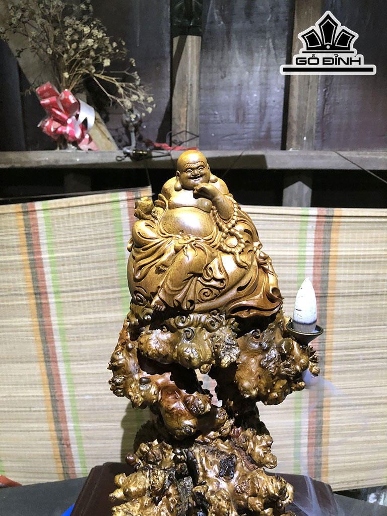 Tượng Phật Di Lặc Gỗ Trâm Vàng Cao 33 Ngang 13 Sâu 12 (cm)