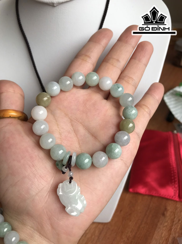 Vòng Tay Đá Cẩm Thạch Đường Kính 10 (mm)