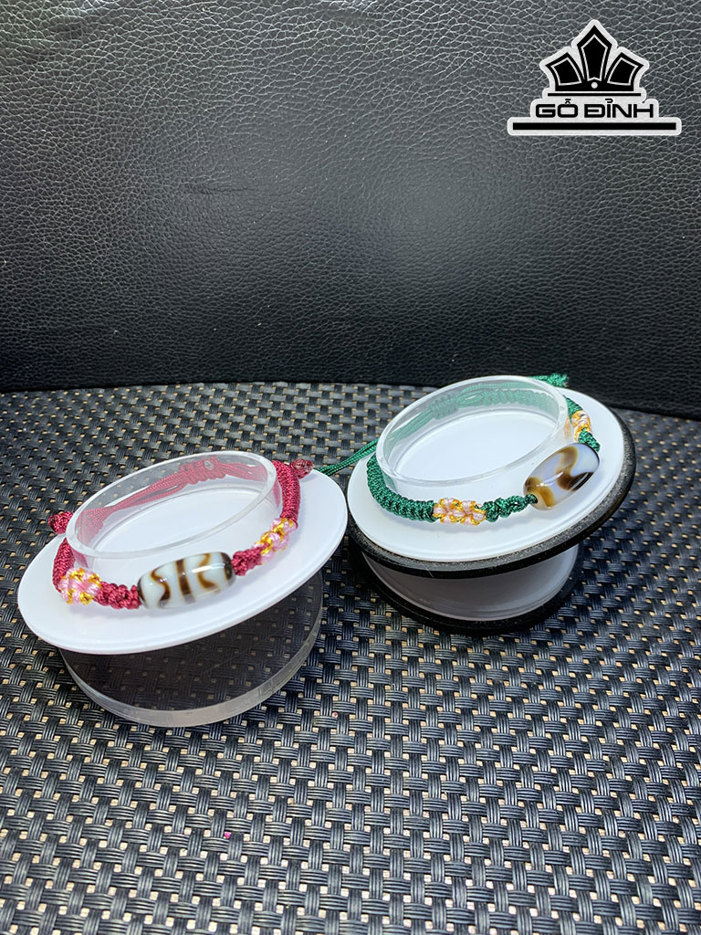 Vòng Tay Đá Mã Não Cao 1,9,5 Ngang 8,9-10,8 (mm)