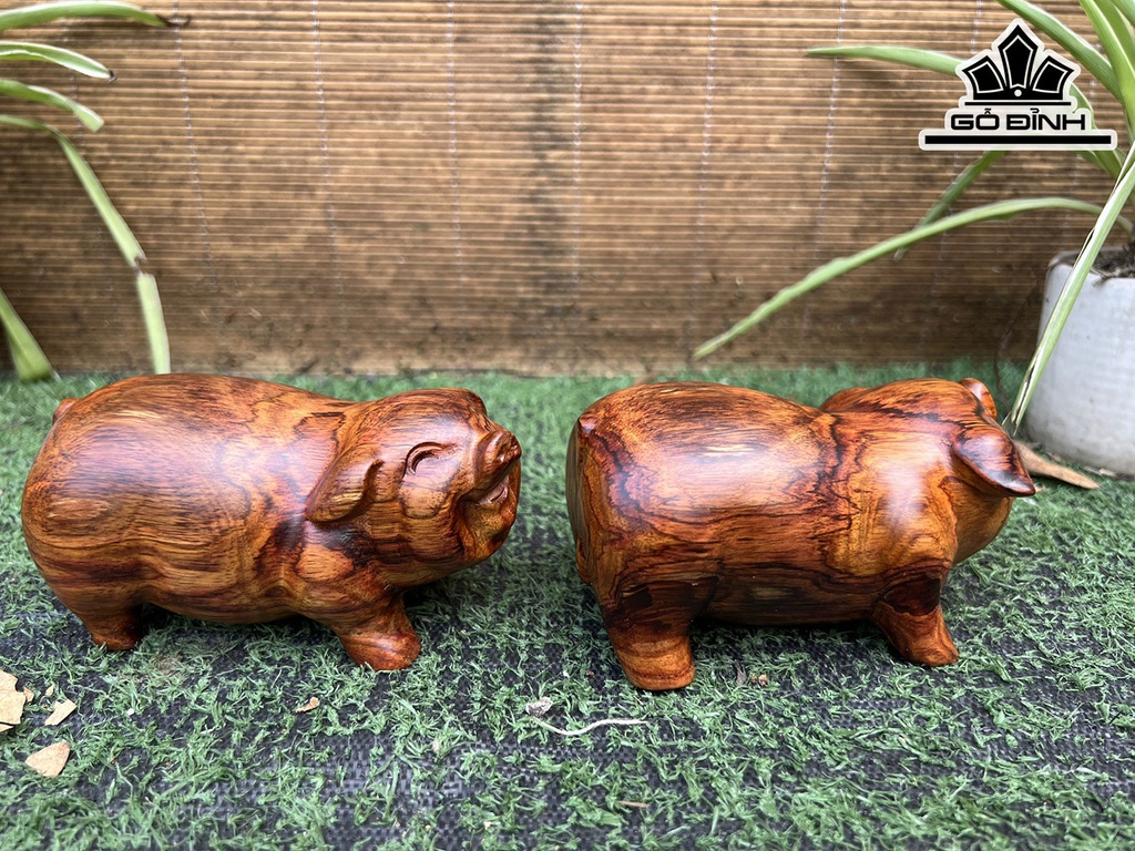 Tượng Heo Phong Thủy Gỗ Sưa Cao 6 Ngang 12 Sâu 7 (cm)