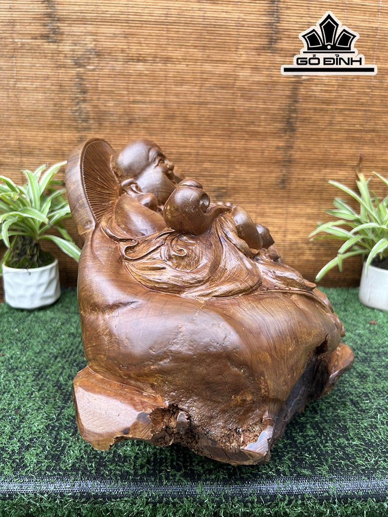 Tượng Phật Di Lặc Gỗ Bách Xanh Cao 26 Ngang 51 Sâu 22 (cm)