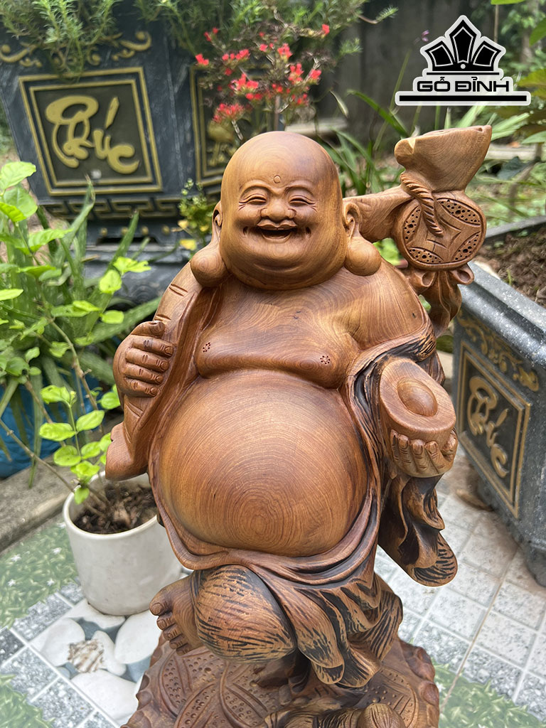 Tượng Phật Di Lặc Gỗ Bách Xanh Cao 48 Ngang 22 Sâu 18 (cm)