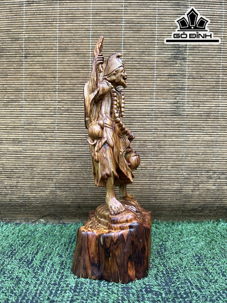 Tượng Tế Công Gỗ Bách Xanh Cao 30 Ngang 13 Sâu 10 (cm)