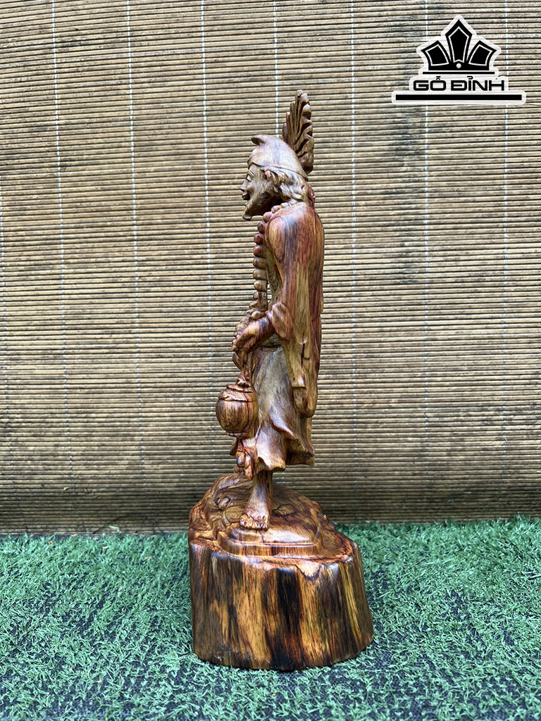 Tượng Tế Công Gỗ Bách Xanh Cao 30 Ngang 13 Sâu 10 (cm)