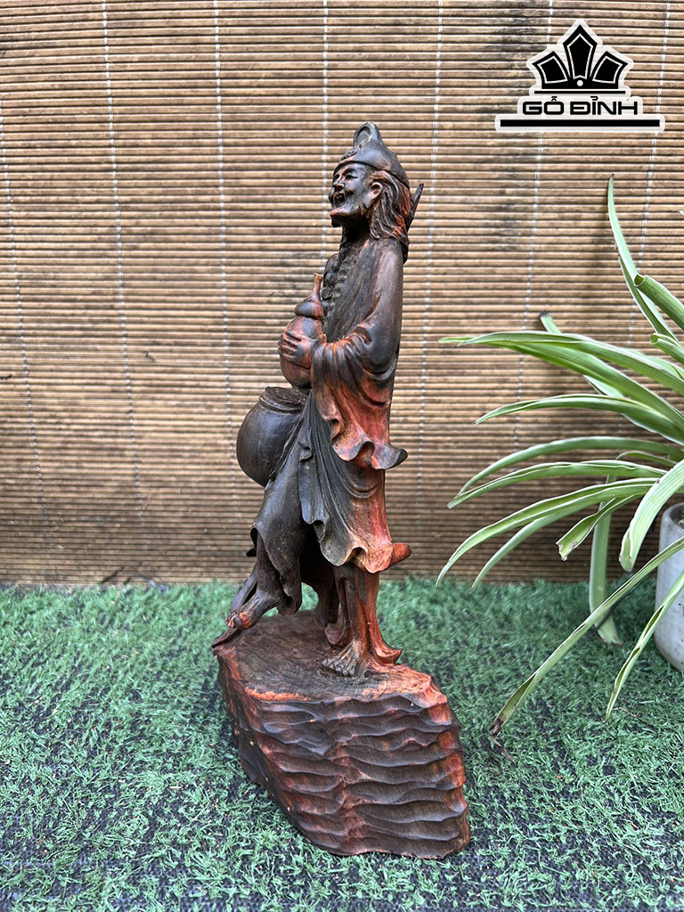 Tượng Tế Công Gỗ Trắc Cao 24 Ngang 11 Sâu 8 (cm)