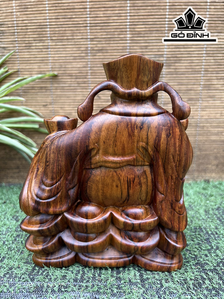 Tượng Thần Tài Gỗ Sưa Cao 18 Ngang 14 Sâu 7 (cm)