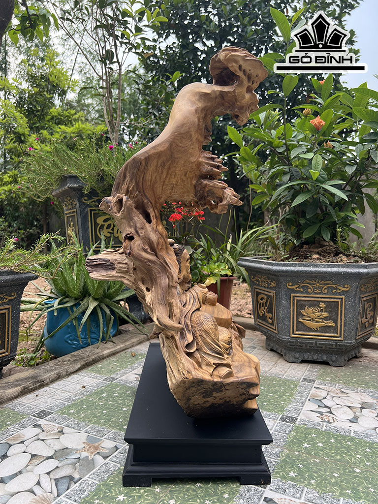 Tượng Thần Trà Gỗ Bách Xanh Cao 67 Ngang 60 Sâu 32 (cm)