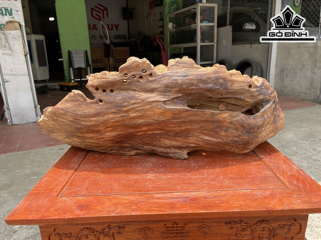 Tượng Tiểu Cảnh Gỗ Ngọc Am Cao 70 Ngang 26 Sâu 19 (cm)