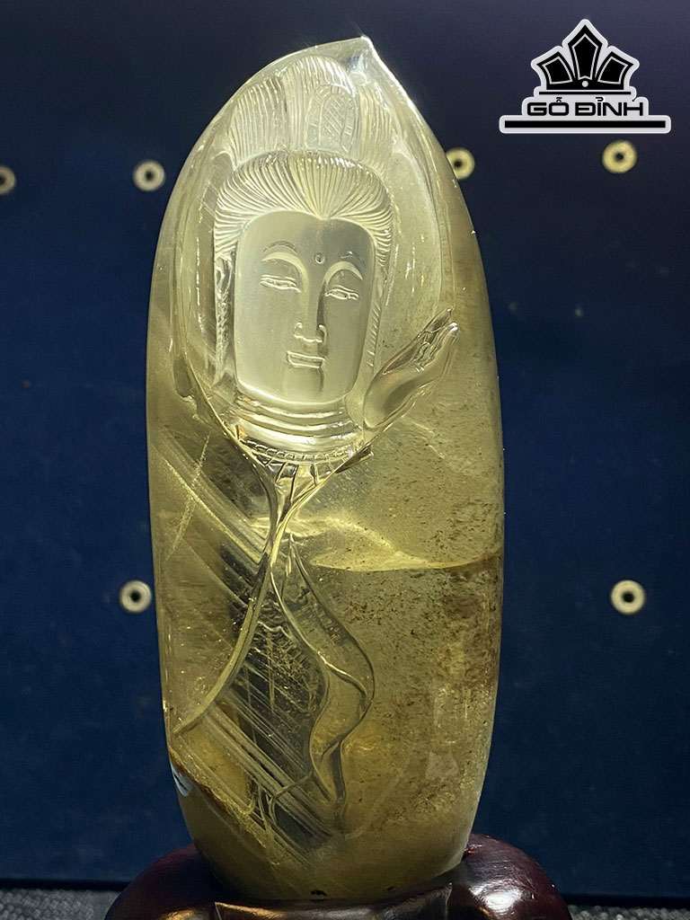 Diện Quan Âm Đá Thạch Anh Ưu Linh Cao 158 Ngang 58 Sâu 48 (mm) 563gr