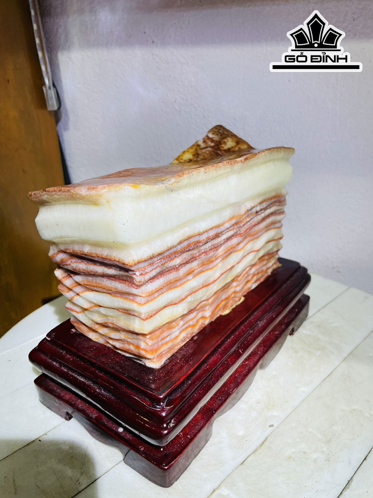 Tác Phẩm Đá Thịt Heo (Đá Canxit) Cao 17 Ngang 20 (cm) 4,5kg