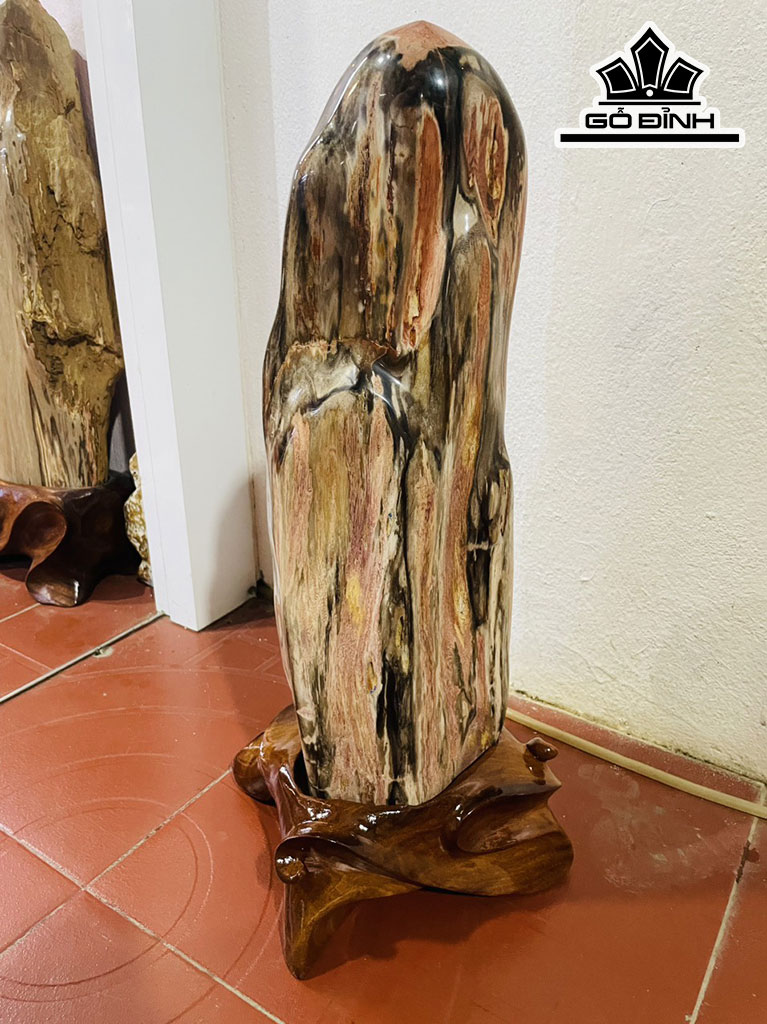 Tác Phẩm Gỗ Hóa Thạch Cao 55 Ngang 20 (cm) 16,5kg