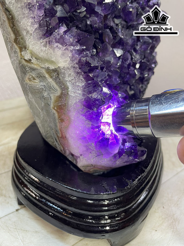 Tinh Thể Đá Thạch Anh Tím Cao 27 Ngang 13 (cm) 4kg