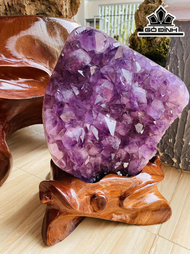 Tinh Thể Đá Thạch Anh Tím Cao 36 Ngang 25 (cm) 12,5kg
