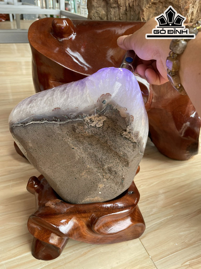 Tinh Thể Đá Thạch Anh Tím Cao 36 Ngang 25 (cm) 12,5kg