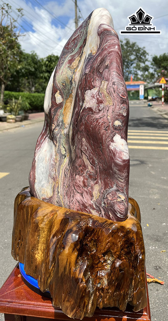 Tác Phẩm Đá Serpentine Cao 50 Ngang 40 (cm) 25,5kg