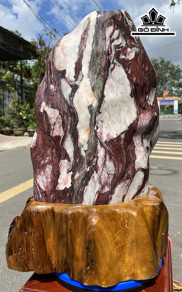 Tác Phẩm Đá Serpentine Cao 50 Ngang 40 (cm) 25,5kg