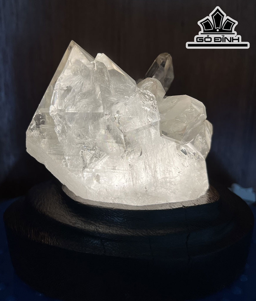 Tác Phẩm Đá Thạch Anh Phale Cao 11,5 Ngang 12 (cm) 0,98kg