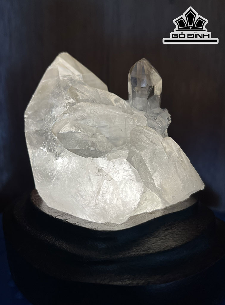 Tác Phẩm Đá Thạch Anh Phale Cao 11,5 Ngang 12 (cm) 0,98kg