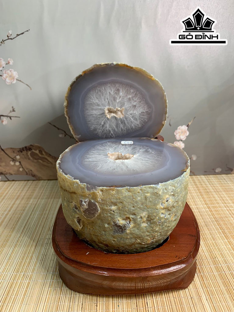 Bát Tụ Bảo Đá Mã Não Cao 19 Ngang 15 Sâu 21 (cm) 3,39kg